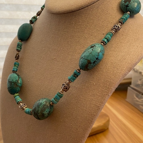Stunning Vintage Turquoise and 925 silver statement Necklace - Picture 4 of 13